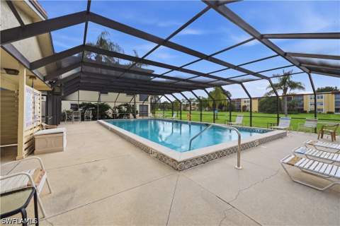 201 Quail Forest Blvd 103, Naples FL - photo 20 of 30