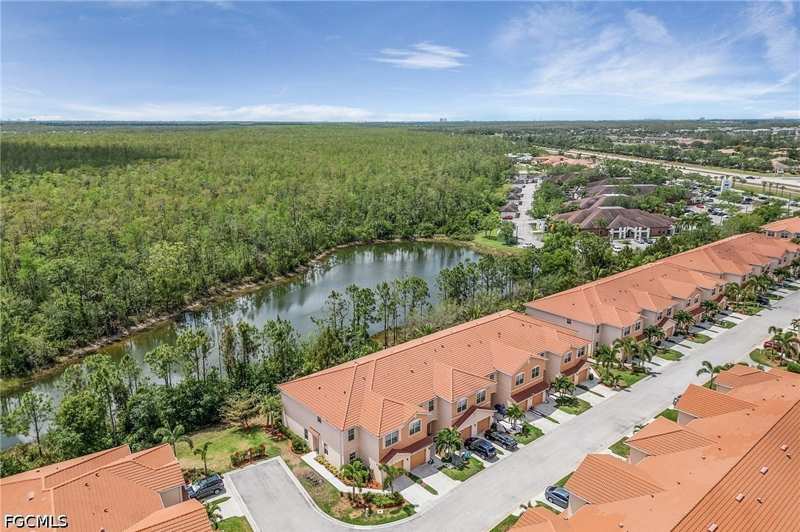 3 bedroom Townhouse at 10140 Via Colomba Cir, Marbella On Cypress, Fort Myers — photo 1