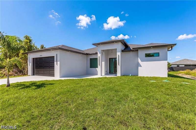 3 bedroom SingleFamilyResidence at 3002 58th St W, Lehigh Acres, Lehigh Acres — photo 1