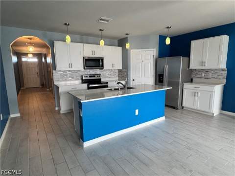 2430 NW 9th Ter, Cape Coral FL - photo 6 of 31