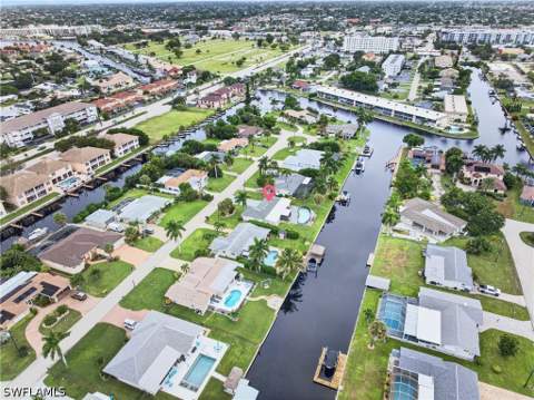 5125 York Ct, Cape Coral FL - photo 8 of 50