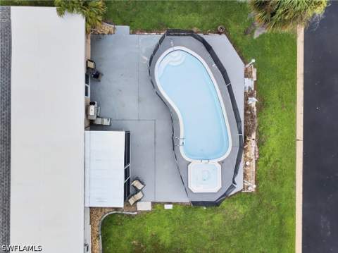 5125 York Ct, Cape Coral FL - photo 9 of 50