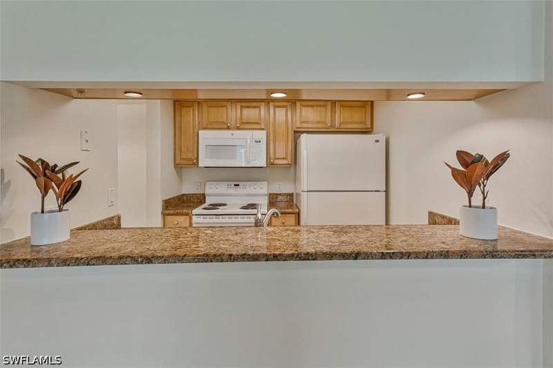 2 bedroom Condominium at 4287 27th Ct SW 102, Fairways At Par Two, Naples — photo 5