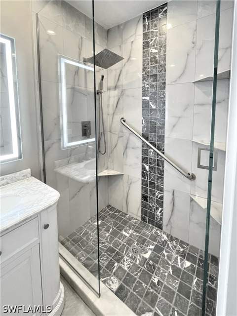 8090 Chianti Ln, Naples FL - photo 11 of 31
