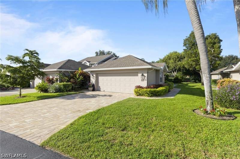 2 bedroom Attached at 19600 Lost Creek Dr, Lost Creek Village, Estero — photo 2