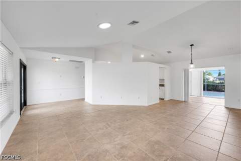 310 SE 23rd St, Cape Coral FL - photo 6 of 30