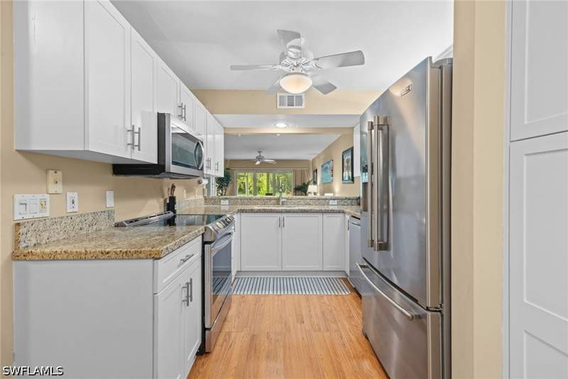 3 bedroom Condominium at 257 Robin Hood Cir 101, Sherwood, Naples — photo 2