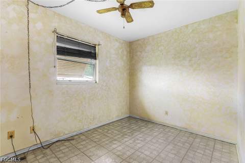 2450 Aztec Dr, Fort Myers FL - photo 14 of 25