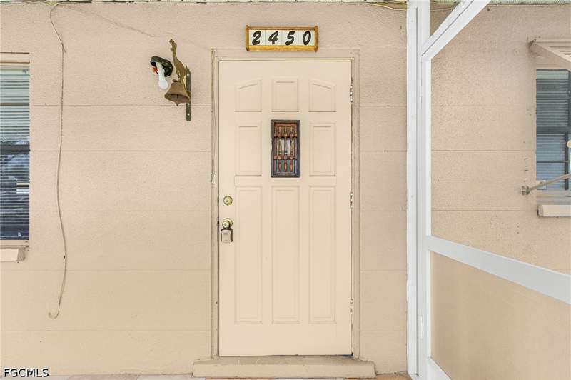 3 bedroom SingleFamilyResidence at 2450 Aztec Dr, Fort Myers, Fort Myers — photo 3