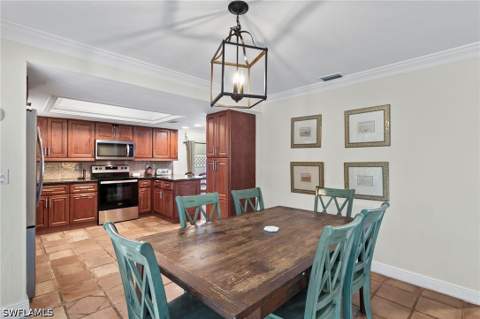 186 Beachcomber St, Marco Island FL - photo 6 of 33