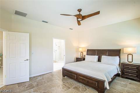2820 SW 31st Ln, Cape Coral FL - photo 12 of 38