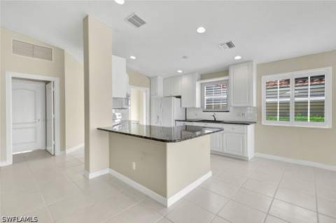 3312 Cayman Ln, Naples FL - photo 15 of 58