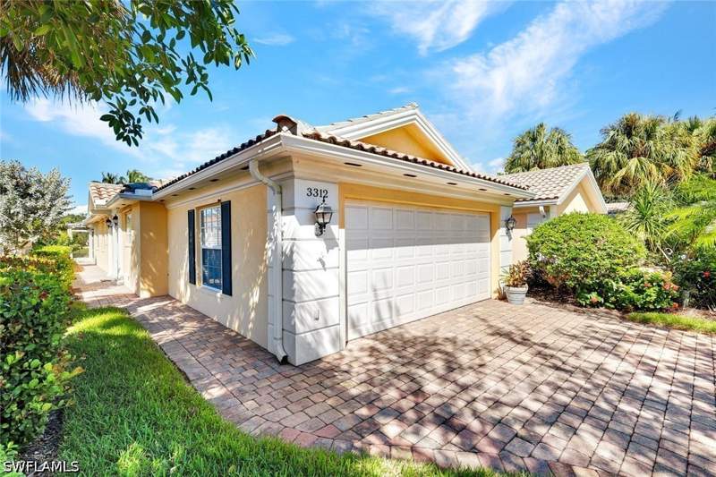 2 bedroom Attached at 3312 Cayman Ln, Island Walk, Naples — photo 4