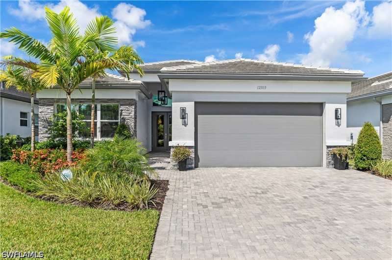 3 bedroom SingleFamilyResidence at 12303 Bonnet Dr, Valencia Trails, Naples — photo 1