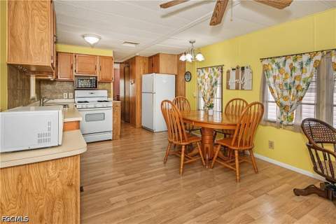 310 Fountain View Blvd, North Fort Myers FL - photo 11 of 37