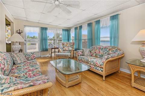 310 Fountain View Blvd, North Fort Myers FL - photo 8 of 37