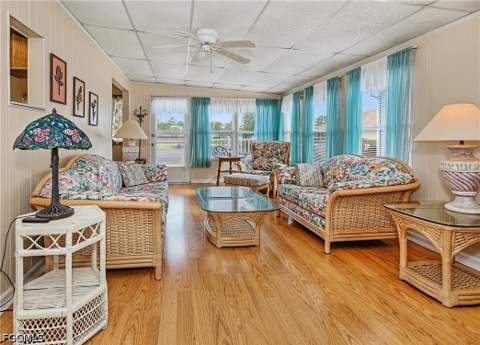 310 Fountain View Blvd, North Fort Myers FL - photo 9 of 37