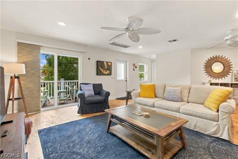726 Cardium St, Sanibel FL - photo 6 of 48