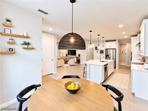 4670 Arboretum Cir 101, Naples FL - photo 11 of 42