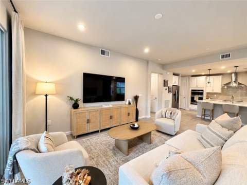 4670 Arboretum Cir 101, Naples FL - photo 14 of 42