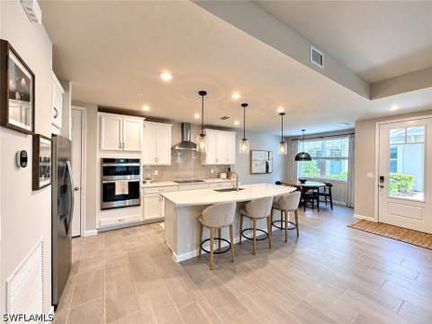 4670 Arboretum Cir 101, Naples FL - photo 6 of 42