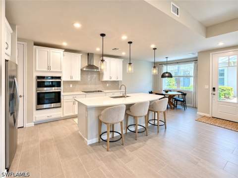 4670 Arboretum Cir 101, Naples FL - photo 7 of 42