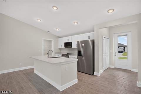 2618 NE 1st Pl, Cape Coral FL - photo 12 of 29
