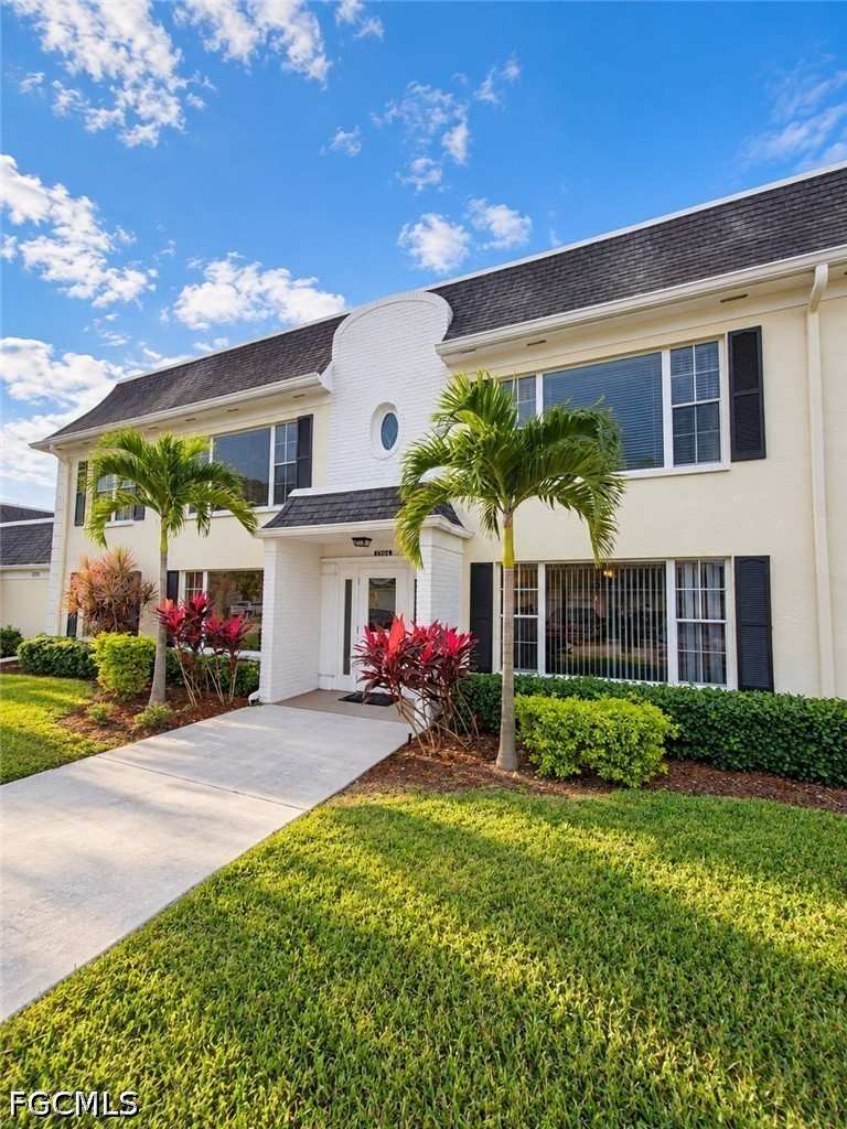2 bedroom Condominium at 1304 S Brandywine Cir 3, Brandywine, Fort Myers — photo 1