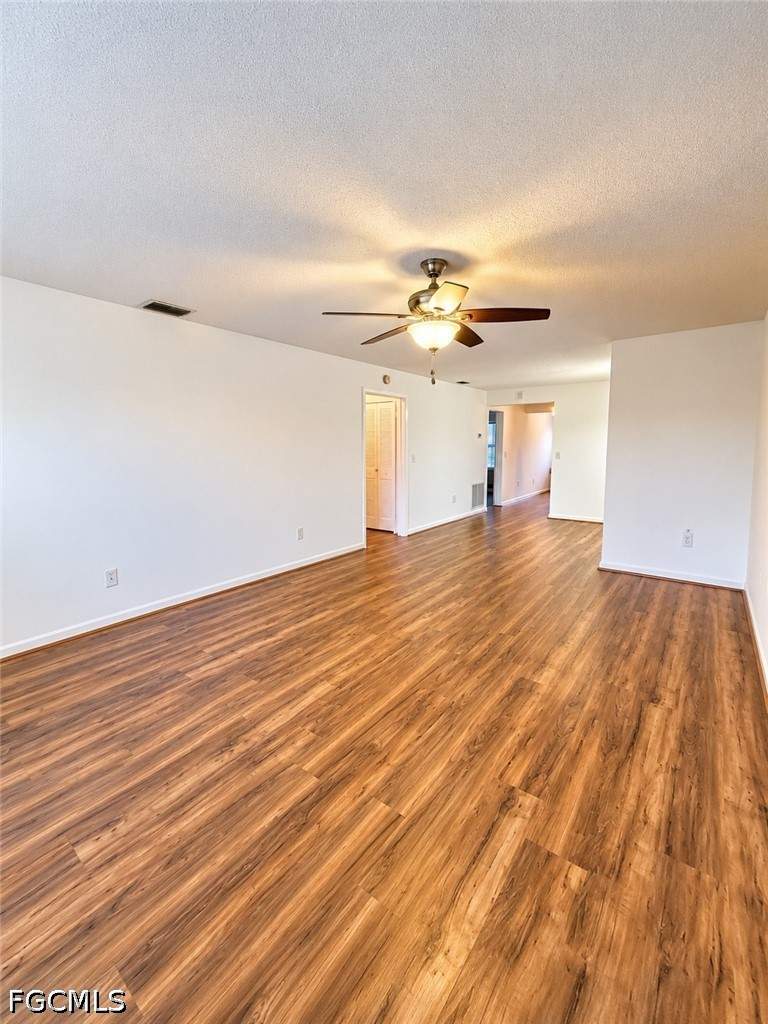 2 bedroom Condominium at 1304 S Brandywine Cir 3, Brandywine, Fort Myers — photo 3