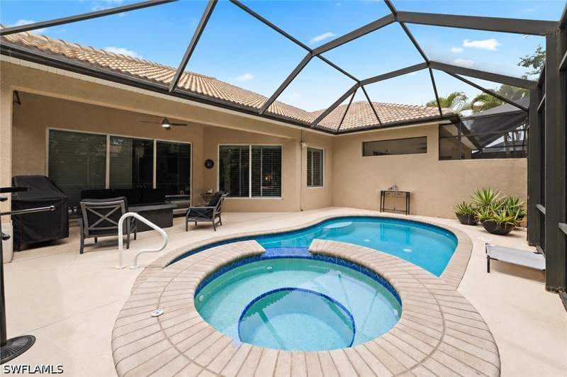 3 bedroom Attached at 3123 Santorini Ct, Santorini Villas, Naples — photo 2