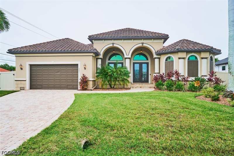 3 bedroom SingleFamilyResidence at 4801 SW 24th Ave, Cape Coral, Cape Coral — photo 1