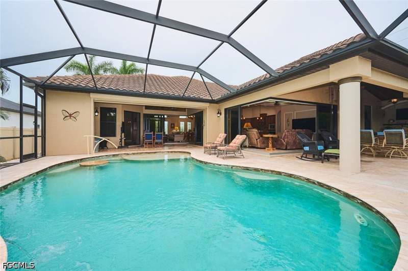 3 bedroom SingleFamilyResidence at 4801 SW 24th Ave, Cape Coral, Cape Coral — photo 2