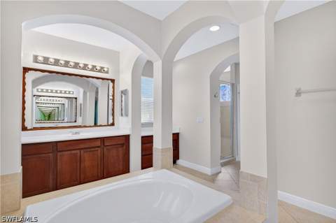 2212 Vardin Pl, Naples FL - photo 22 of 50