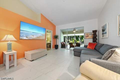 5485 Whitten Dr, Naples FL - photo 9 of 27