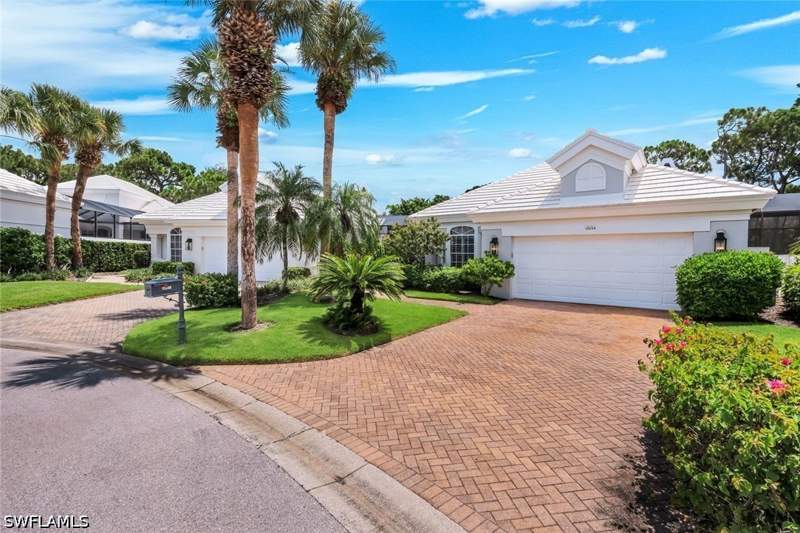 3 bedroom SingleFamilyResidence at 15248 Devon Green Ln, Devon Green, Naples — photo 3