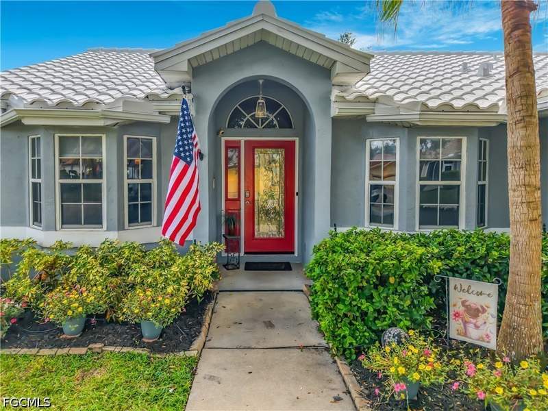 2 bedroom SingleFamilyResidence at 20887 Villareal Way, Del Vera Country Club, North Fort Myers — photo 2
