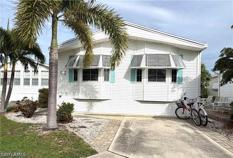 2 bedroom ManufacturedHome at 4580 Slash Pine Way E, Riverwoods Plantation, Estero — photo 1