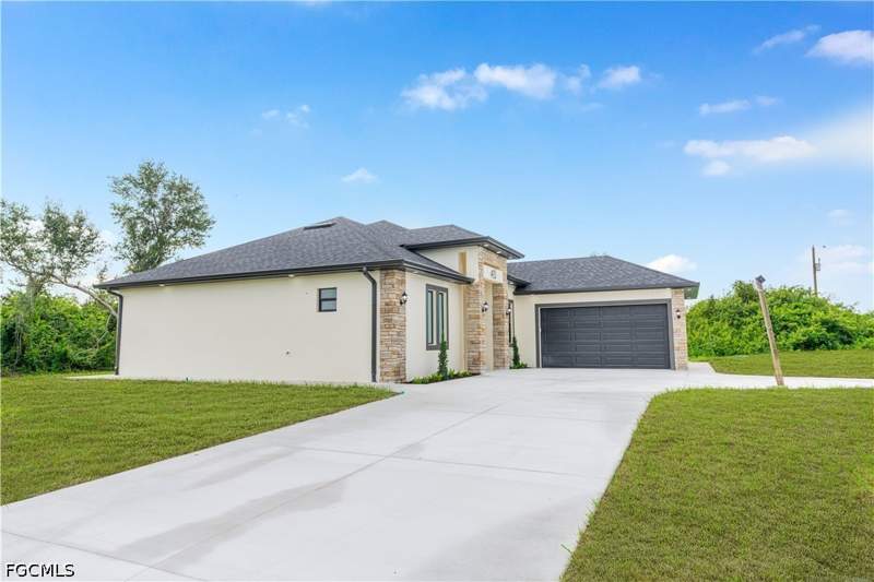 4 bedroom SingleFamilyResidence at 415 Chamonix Ave S, Lehigh Acres, Lehigh Acres — photo 5