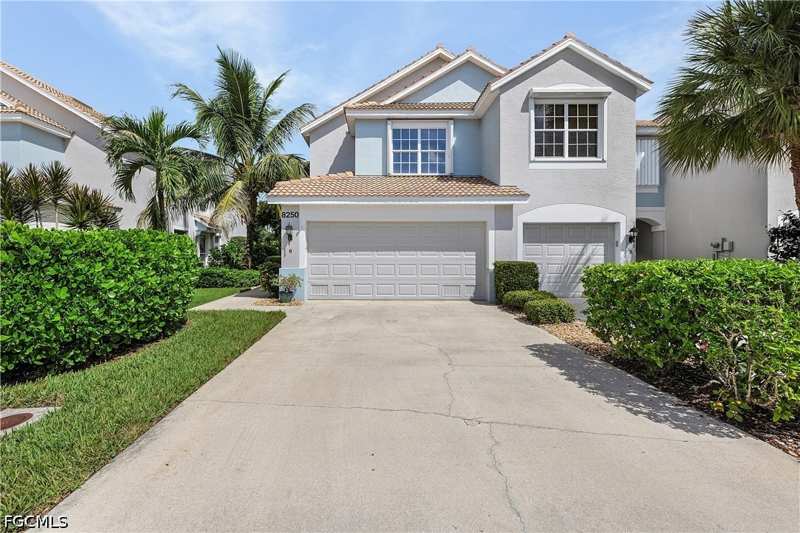 3 bedroom Townhouse at 8250 Village Edge Cir 6, Lakewood Village, Fort Myers — photo 1