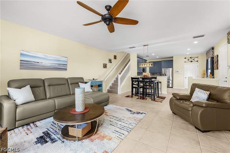 3 bedroom Townhouse at 8250 Village Edge Cir 6, Lakewood Village, Fort Myers — photo 5