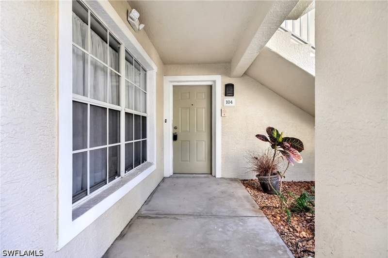 2 bedroom Condominium at 15395 Cedarwood Ln 104, Bermuda Bay, Naples — photo 4