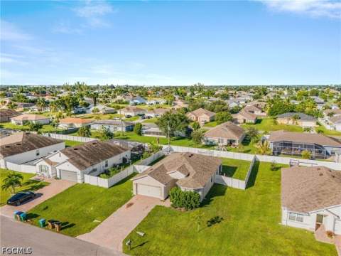 2624 SW 8th Ct, Cape Coral FL - photo 12 of 22