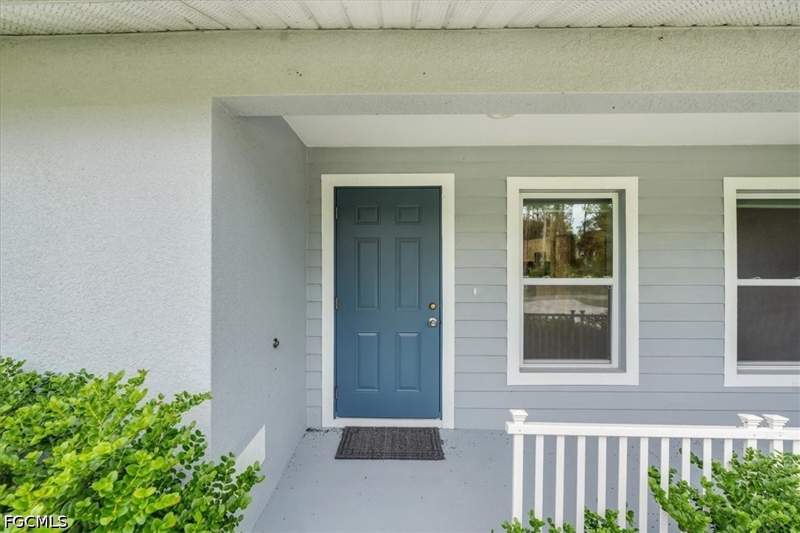 3 bedroom SingleFamilyResidence at 2116 Scott Ave, Lehigh Acres, Alva — photo 5