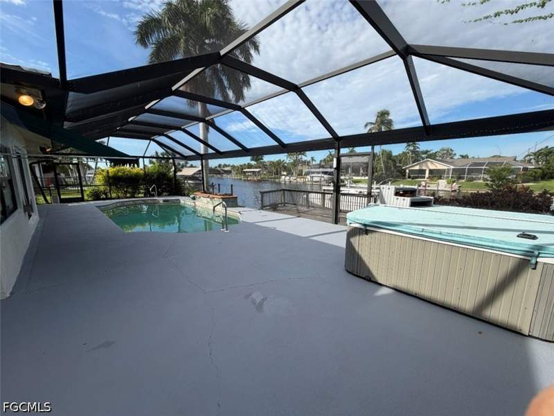 4 bedroom SingleFamilyResidence at 3754 SE 1st Pl, Cape Coral, Cape Coral — photo 4