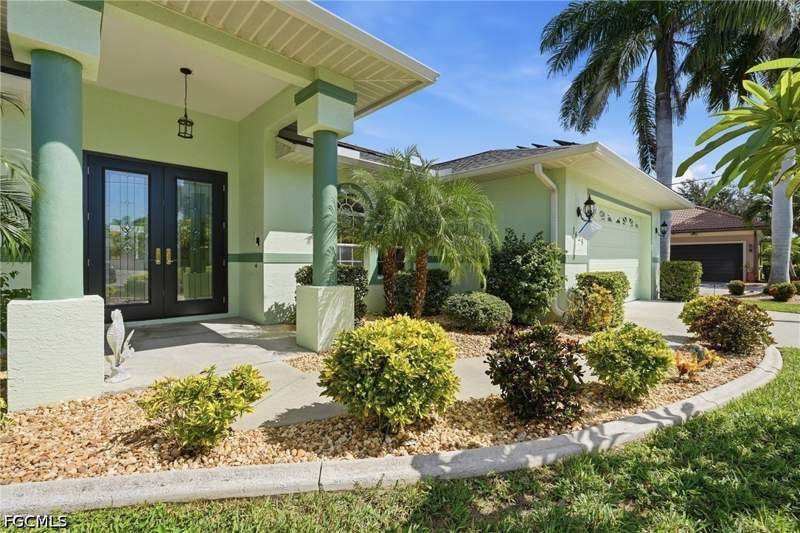 3 bedroom SingleFamilyResidence at 1625 SW 43rd Ter, Cape Coral, Cape Coral — photo 2