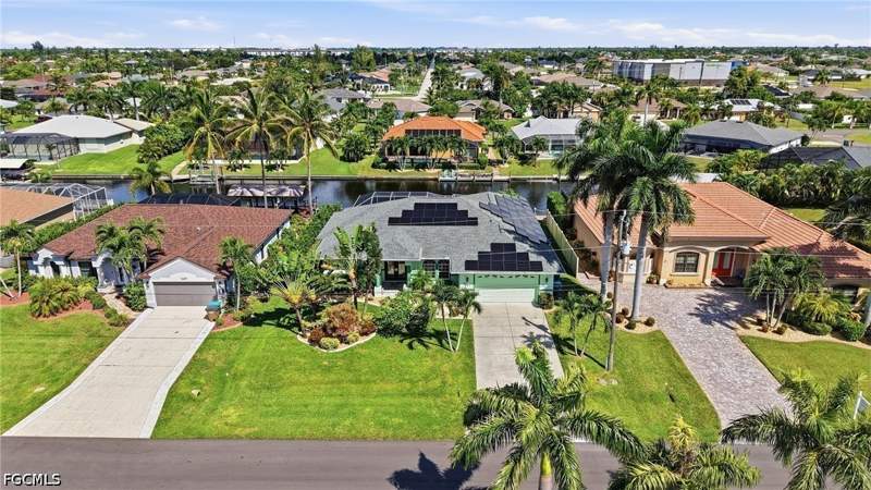 3 bedroom SingleFamilyResidence at 1625 SW 43rd Ter, Cape Coral, Cape Coral — photo 3