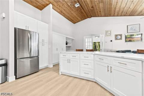 12446 McGregor Woods Cir, Fort Myers FL - photo 7 of 35