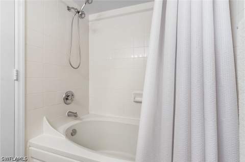 8920 Colonnades Ct E 524, Bonita Springs FL - photo 10 of 25