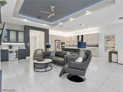 12239 Bonnet Dr, Naples FL - photo 7 of 50