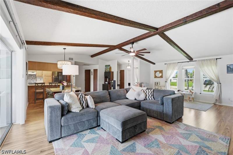 3 bedroom SingleFamilyResidence at 329 SE 16th Pl, Cape Coral, Cape Coral — photo 3